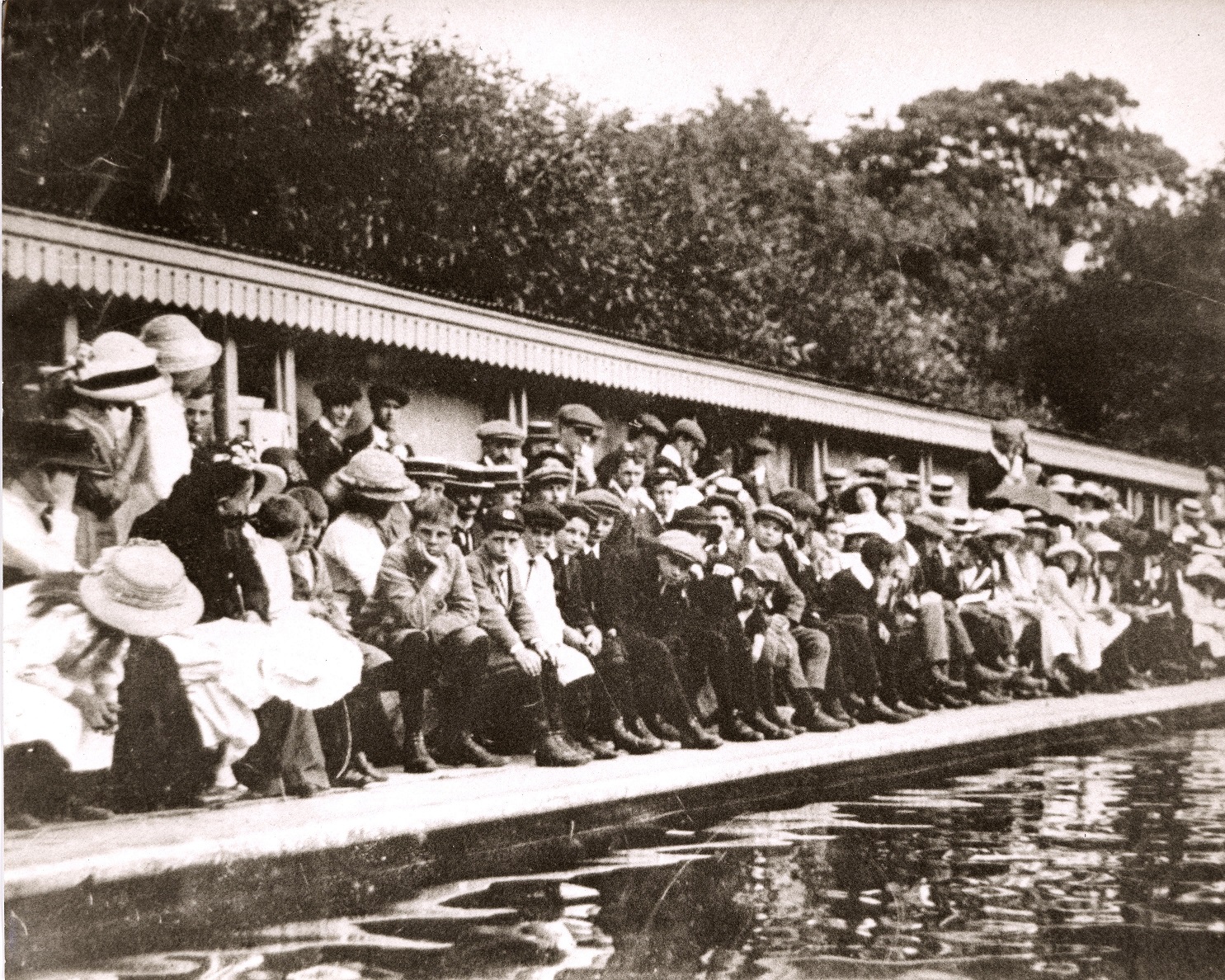 Pool 1913