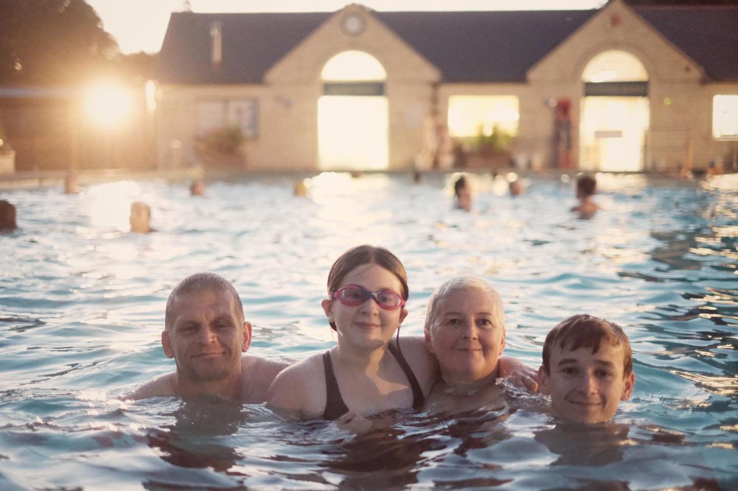 Family Swims - Cirencester Open Air Swimming Pool