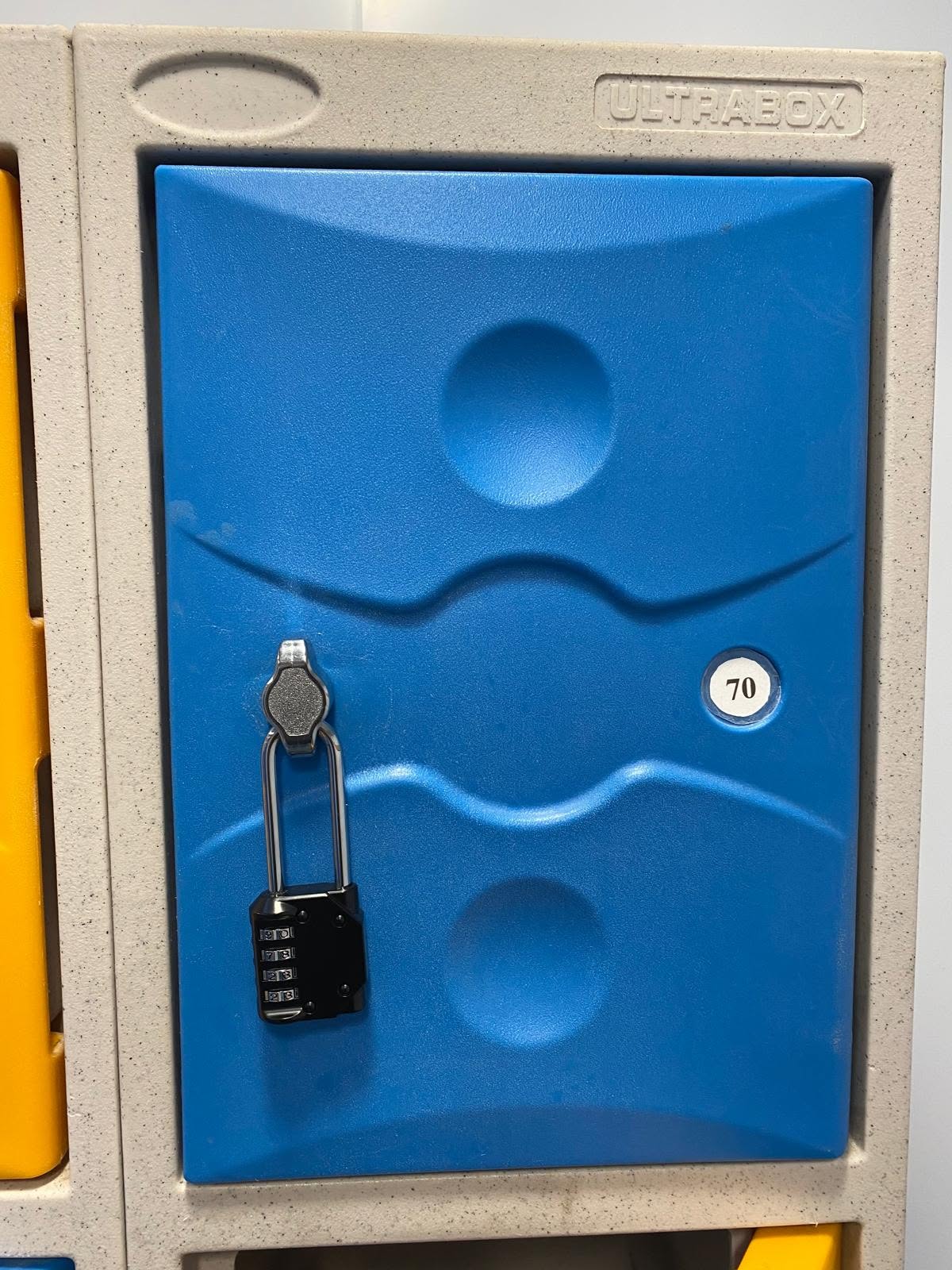 Lockers & padlocks