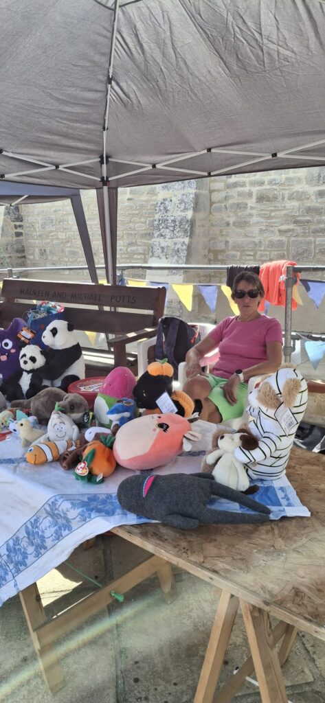 Hawaiian Family Fun Day at Cirencester Open Air Pool